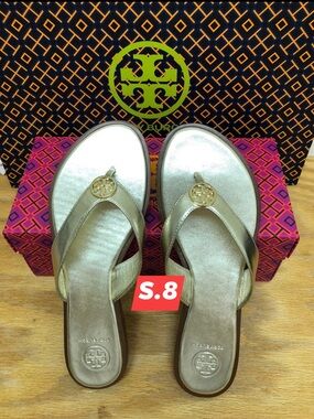 Tory Burch Gold Metallic Logo Thong Sandals s.8